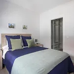 Casa vacanze Lovely In With Wifi
