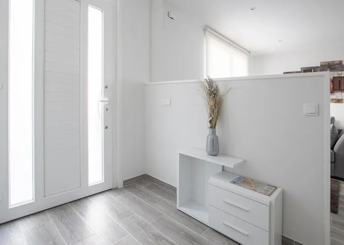 3 Bedroom In Casa vacanze Noia