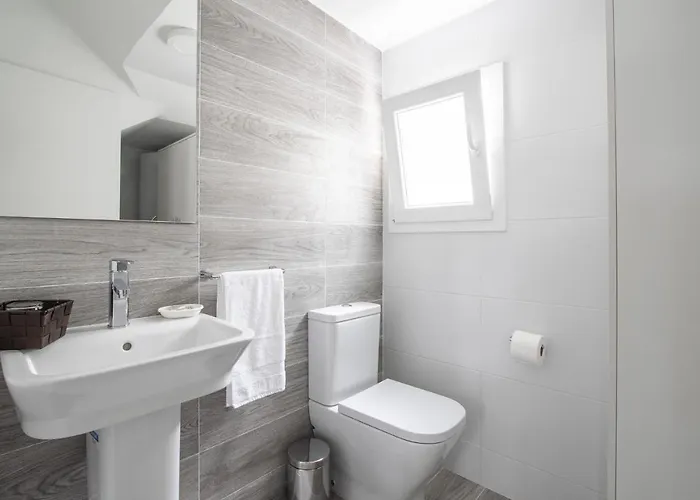 Casa vacanze 3 Bedroom In Noia